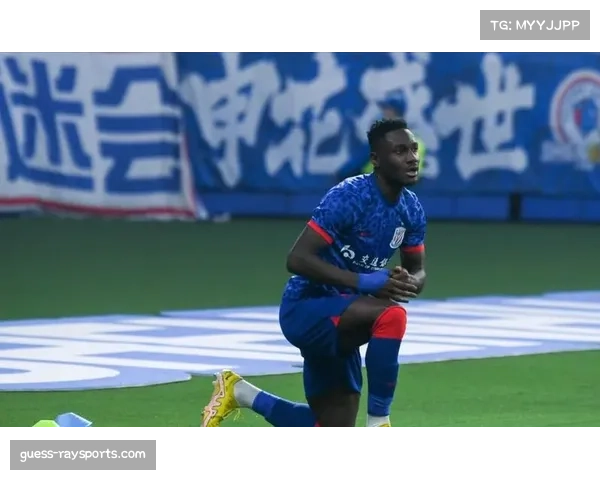 外援流动新生态：阿马杜恩加德乌从弃将到防线支柱的蜕变